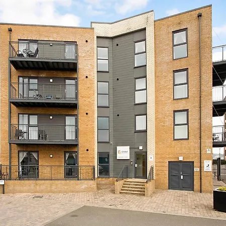 Deanery Court Vittrum Suites Southampton Esterno foto