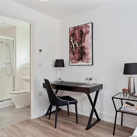 Deanery Court Vittrum Suites Southampton Camera foto