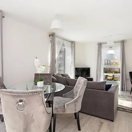 Deanery Court Vittrum Suites Southampton Camera foto