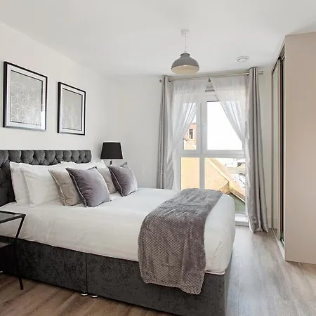 Deanery Court Vittrum Suites Southampton Camera foto
