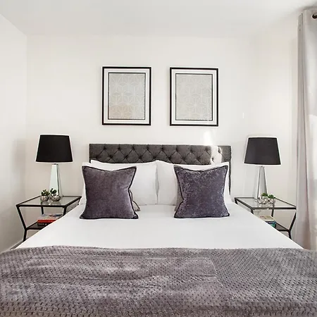 Deanery Court Vittrum Suites Southampton Camera foto