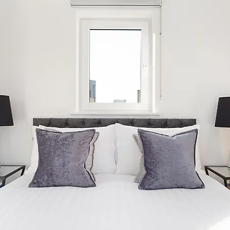 Deanery Court Vittrum Suites Southampton Camera foto
