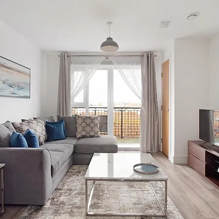 Deanery Court Vittrum Suites Southampton Esterno foto
