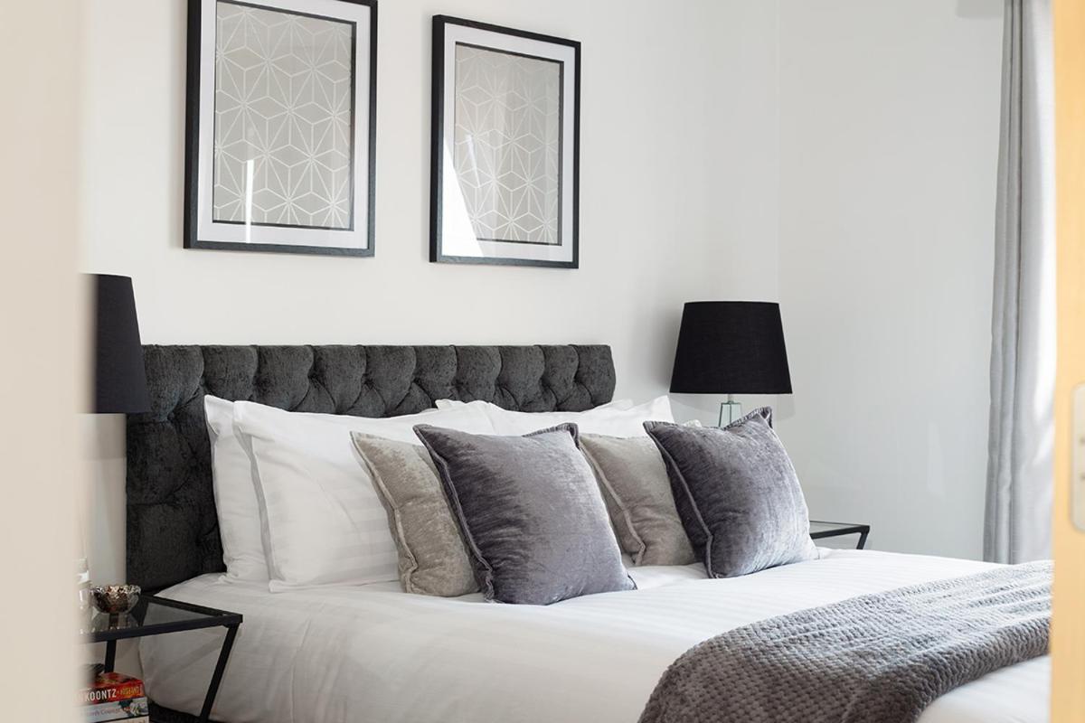Deanery Court Vittrum Саутгемптон